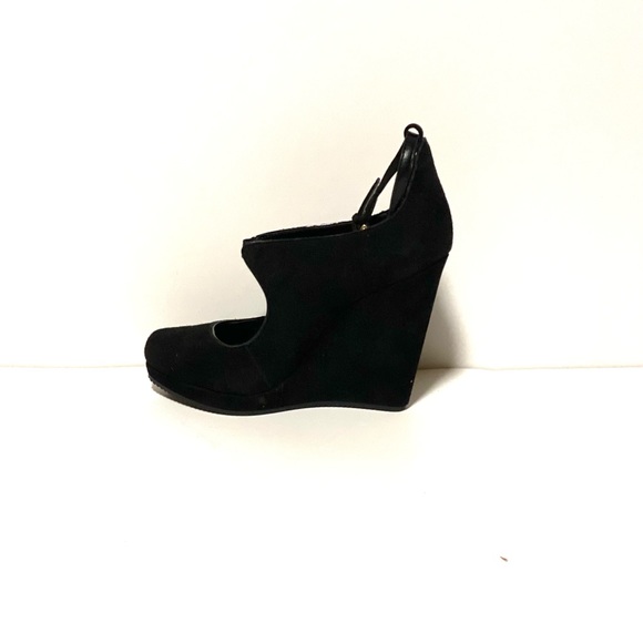 Saks fifth Avenue RED wedges - Picture 3 of 7